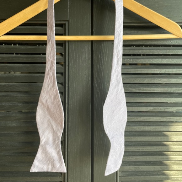 Onassis bow tie tiny purple checks - Picture 1 of 7